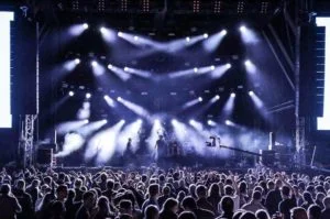 Goodfellas feiern mit über 30.000 Gästen auf einer großen Party.